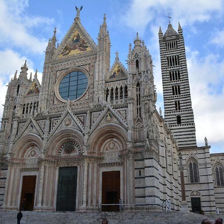 Appartamento Indipendente Vicino Piazza Del Campo Siena Exterior photo