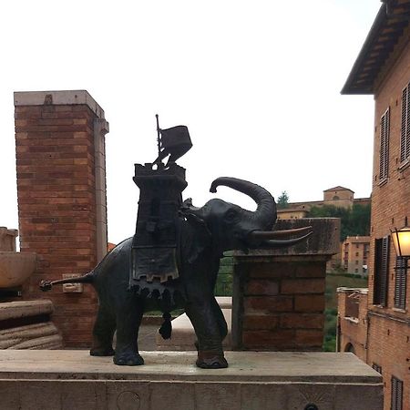 Appartamento Indipendente Vicino Piazza Del Campo Siena Exterior photo